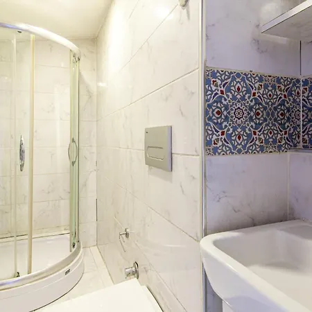アパート Comfortable Flat With View In Beyoglu イスタンブール